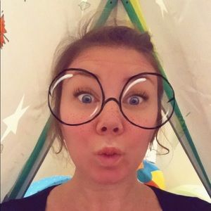 Meet your Posher, Brooke